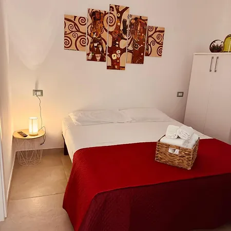 La Finestrella Semesterbostad